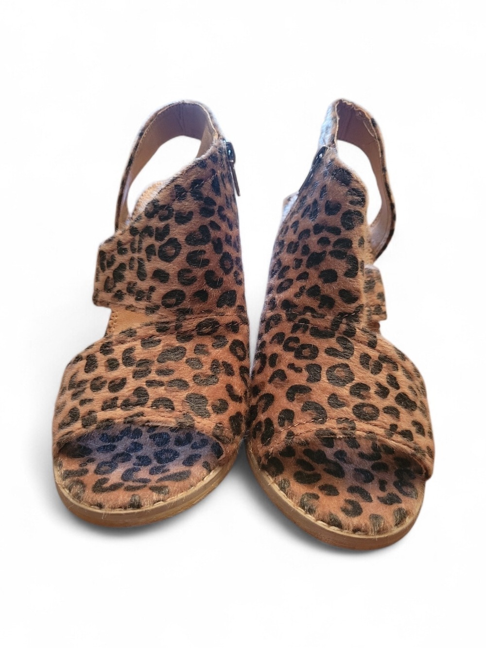 Very G ZETA Leopard-Print Open Toe Wedge Sandels in Brown and Black Size 11